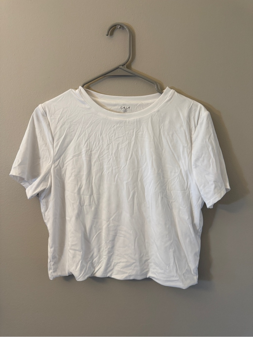 Alia White V-Neck Active Top
